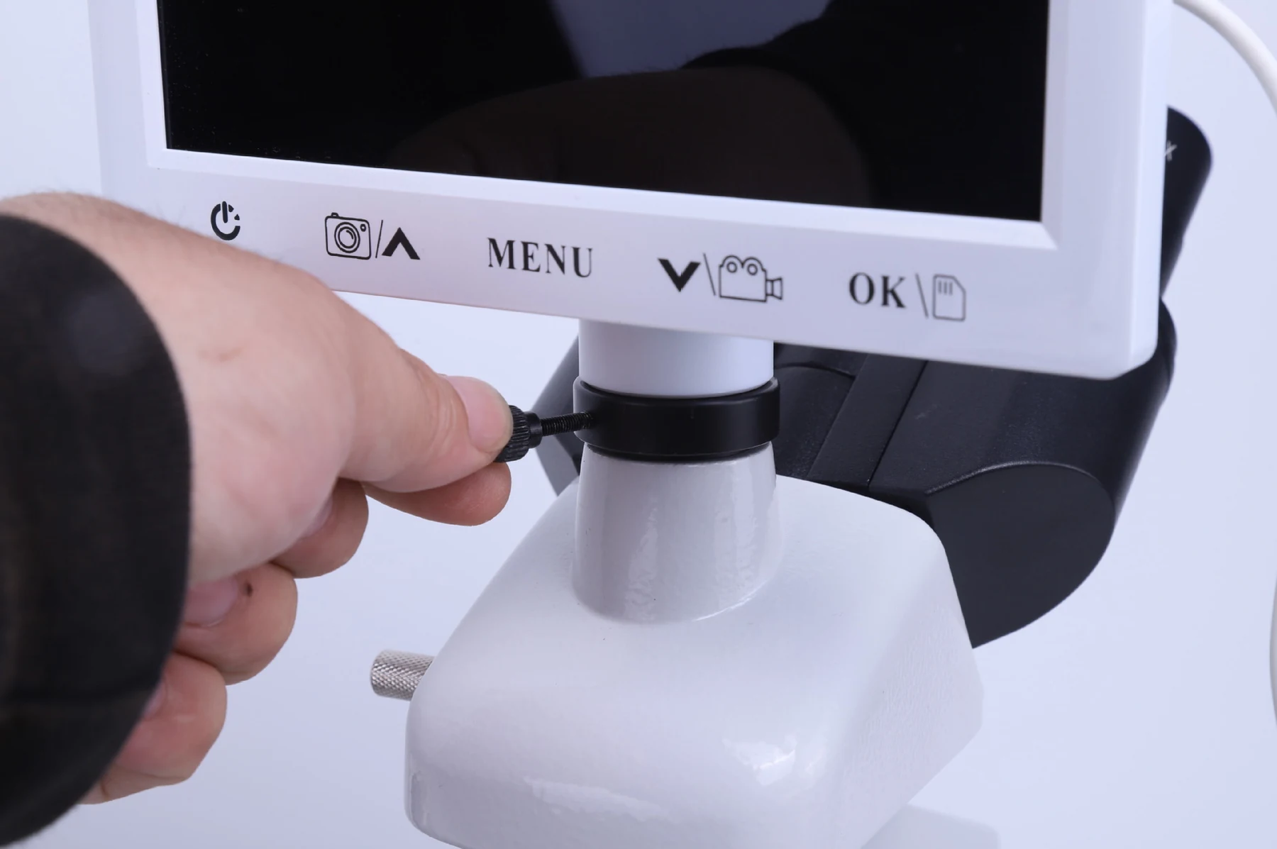 LCD1100 LCD Digital Biological Compound Microscope for Lab
